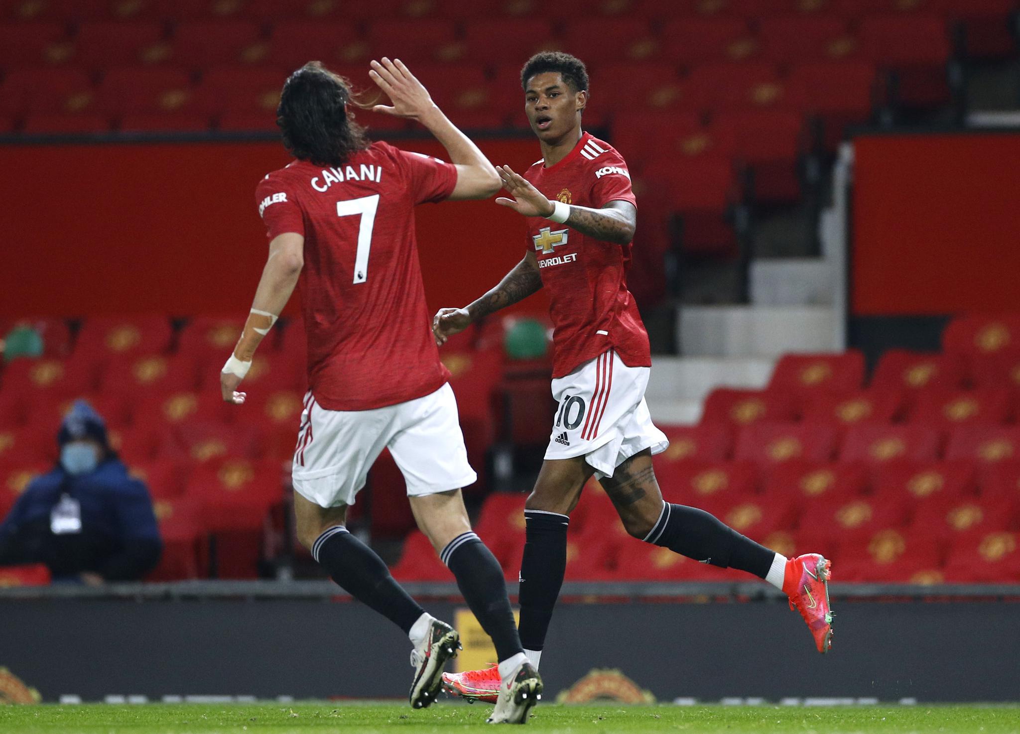 利球場以3 利球場以3